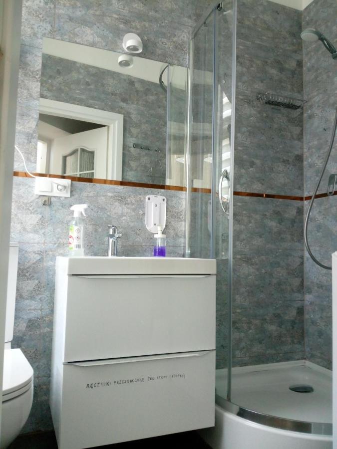 Hostel Tulip - Pokoj Nr 8 Ze Wspolna Lazienka I Kuchnia シュチェチン エクステリア 写真